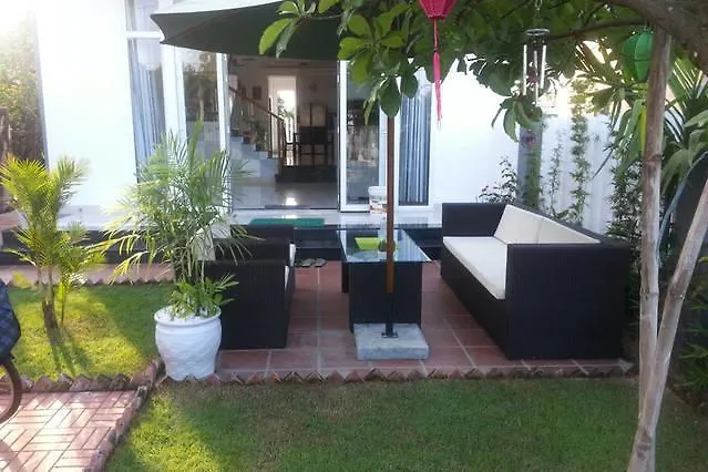 Rice Field Homestay Χόι Αν